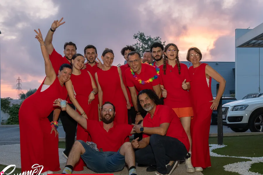 Ambiance conviviale de la Summer Beach — entrepreneurs à Garosud